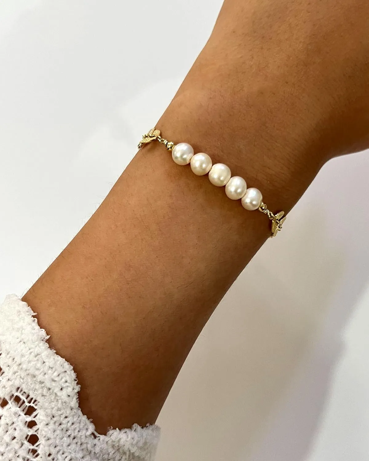 Pearl Bracelets for Women Dainty 14K Gold Bracelet Boho Charm Beaded Bracelets Chain Link Friendship Bracelet Unique Jewelry Gifts for Women