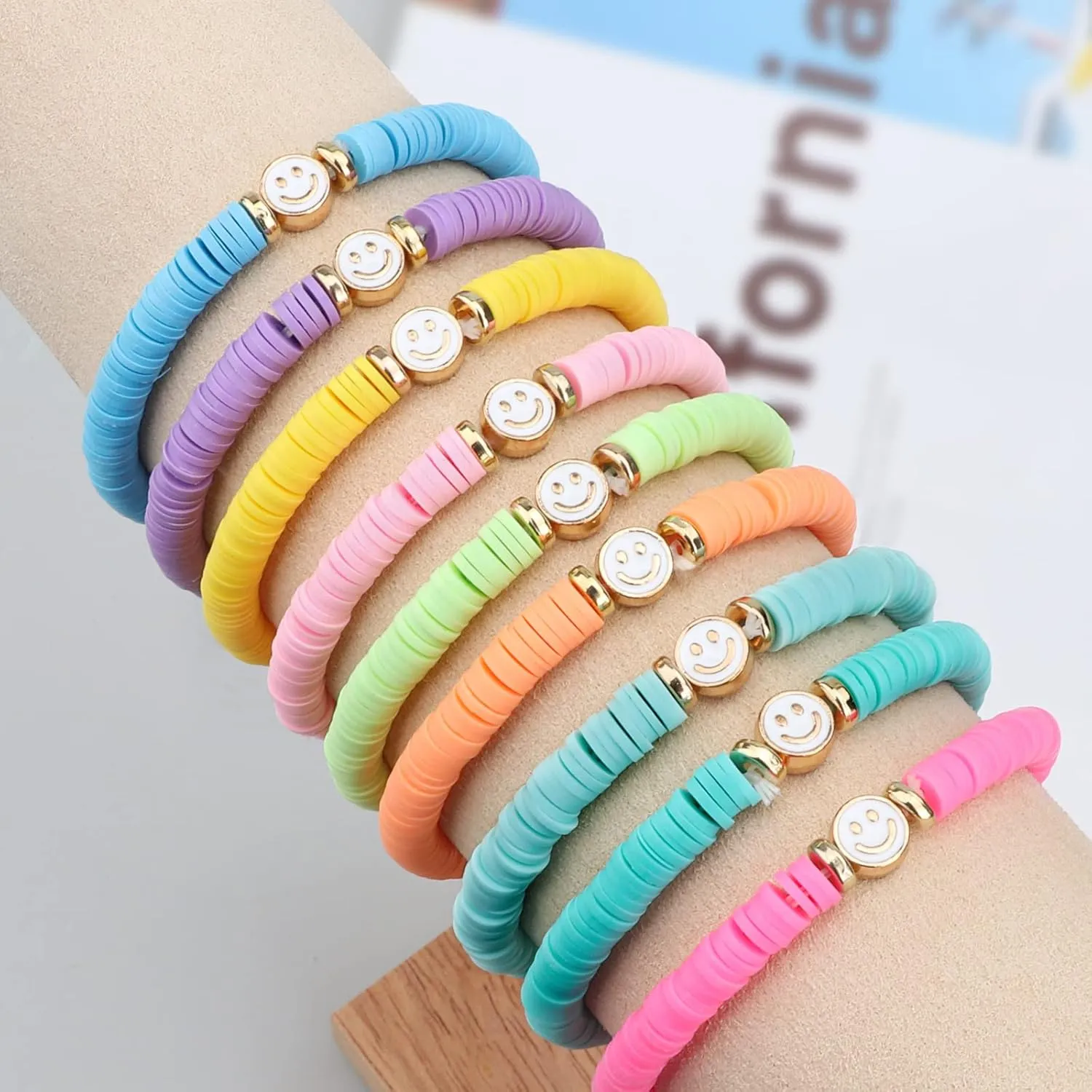 Preppy Bracelets for Teen Girl, Party Favors for Kids 8-12, Beaded Clay Stretch Smile Face Friendship Bracelets, Cute Birthday Party Favors for Tweens